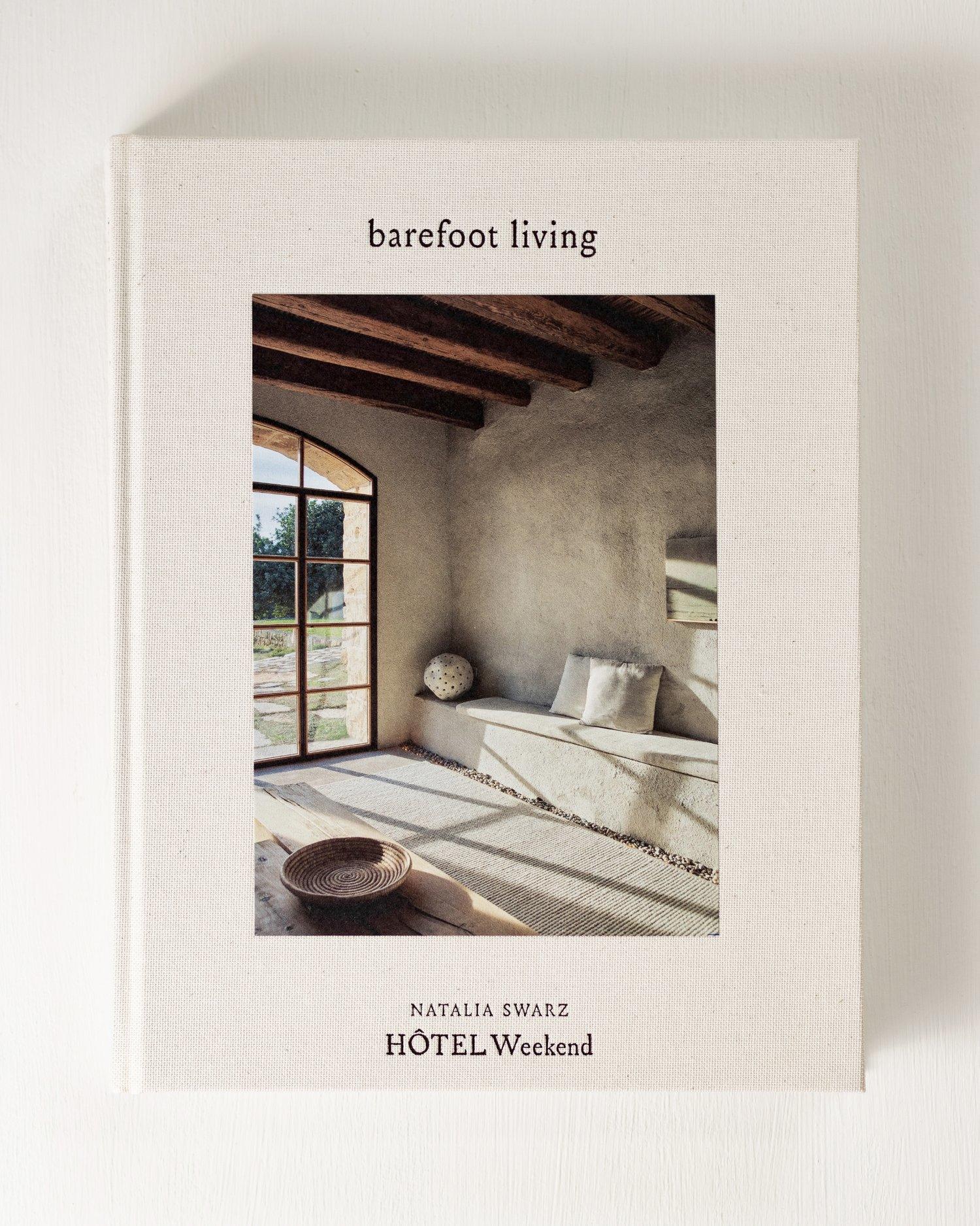 BAREFOOT LIVING BOOK - 19WA47700_1