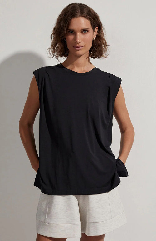 Calgary Boxy Tank Cloud Dancer Black