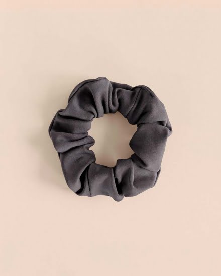 The Scrunchie Moon - 19wa3579_1-6